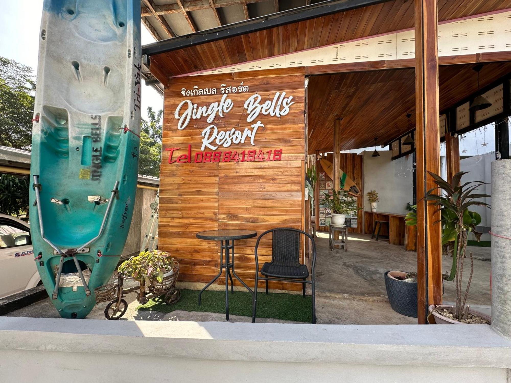 Jingle Bells Resort Ko Lan Esterno foto