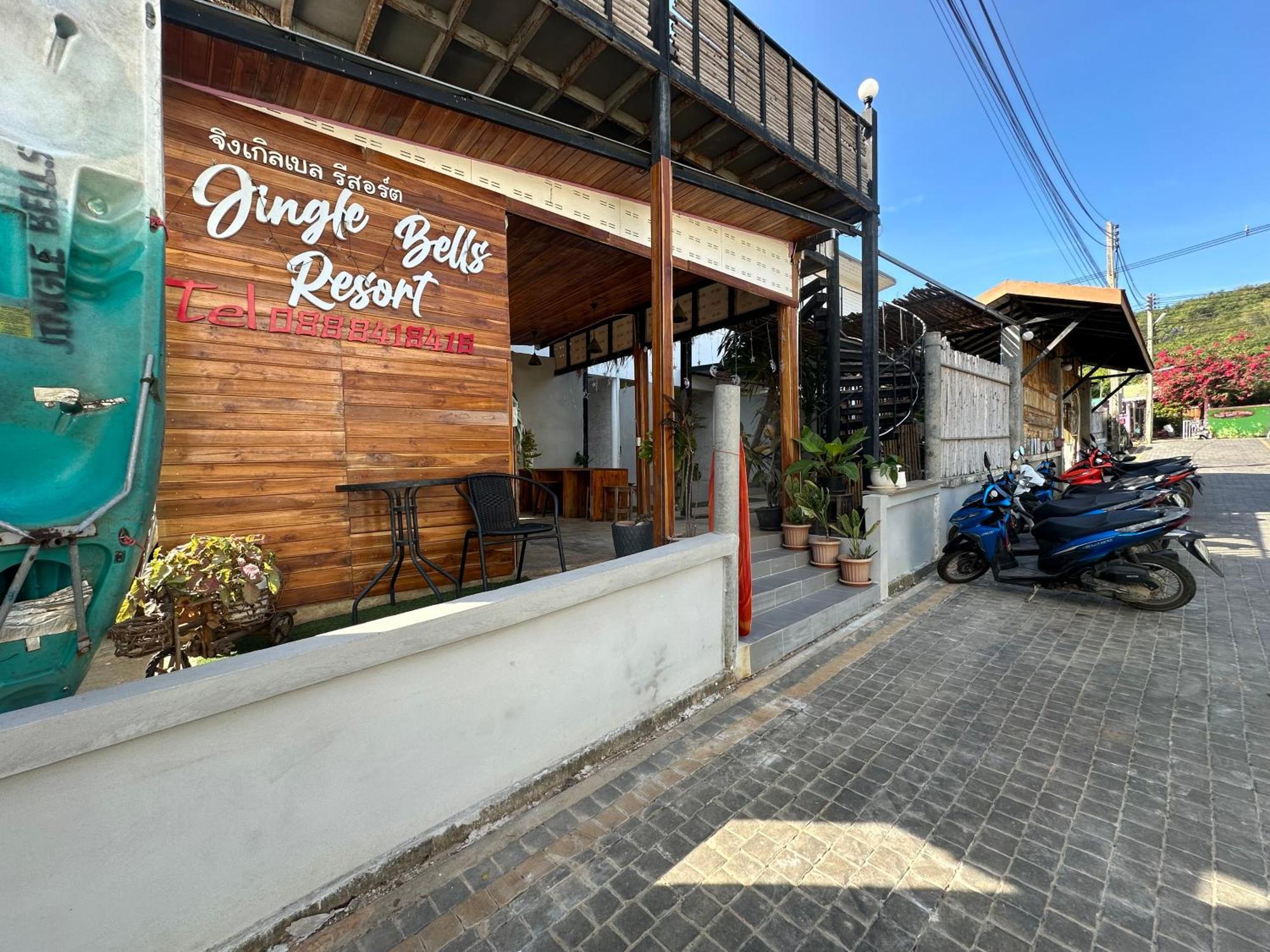 Jingle Bells Resort Ko Lan Esterno foto