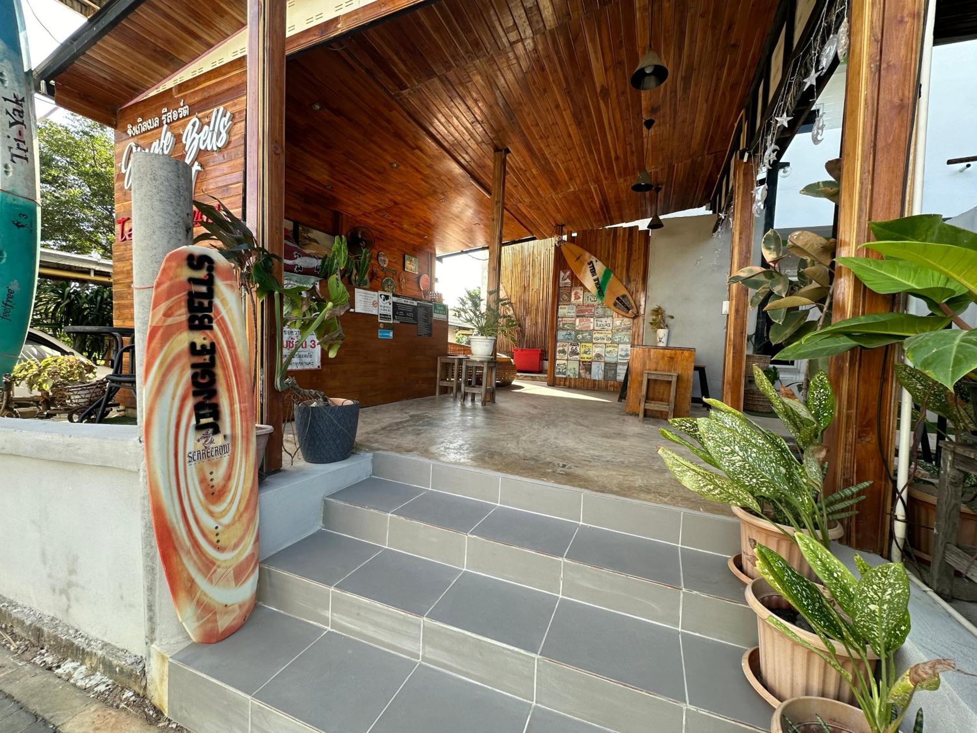 Jingle Bells Resort Ko Lan Esterno foto